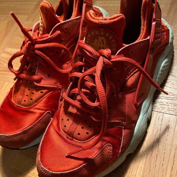 red/orange huaraches - Picture 2 of 4